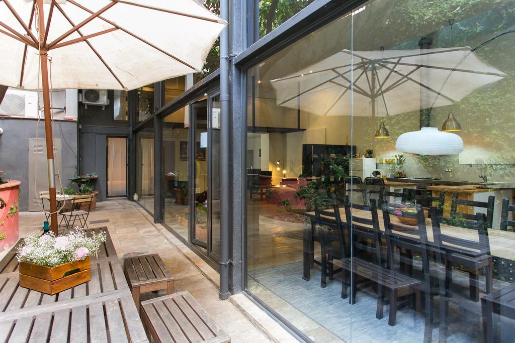 4 Rooms Barcelona Exterior photo