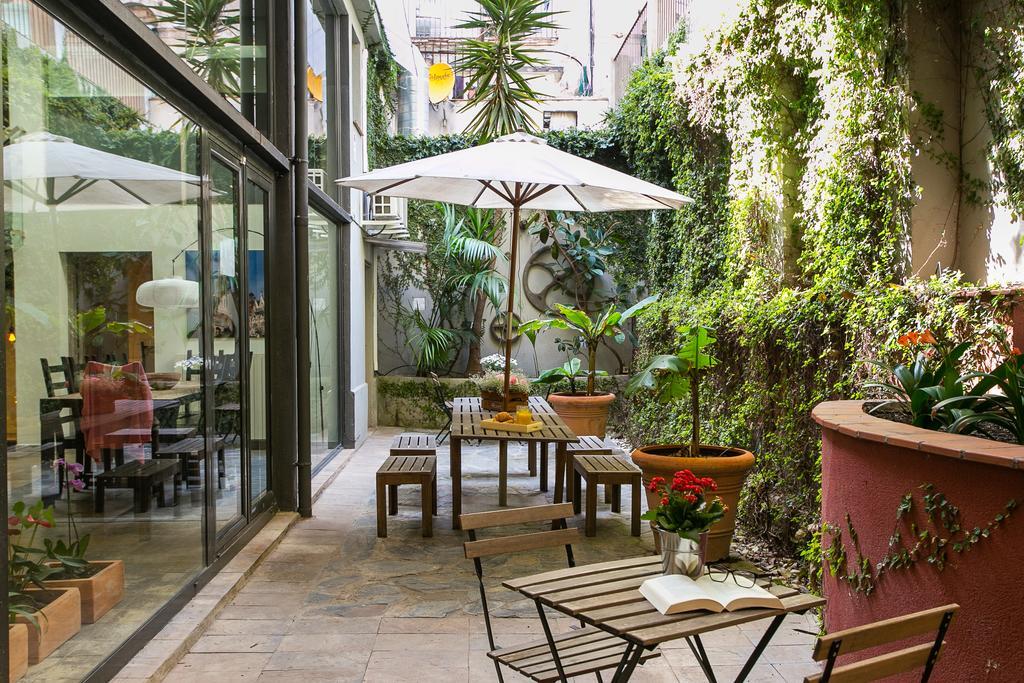 4 Rooms Barcelona Exterior photo